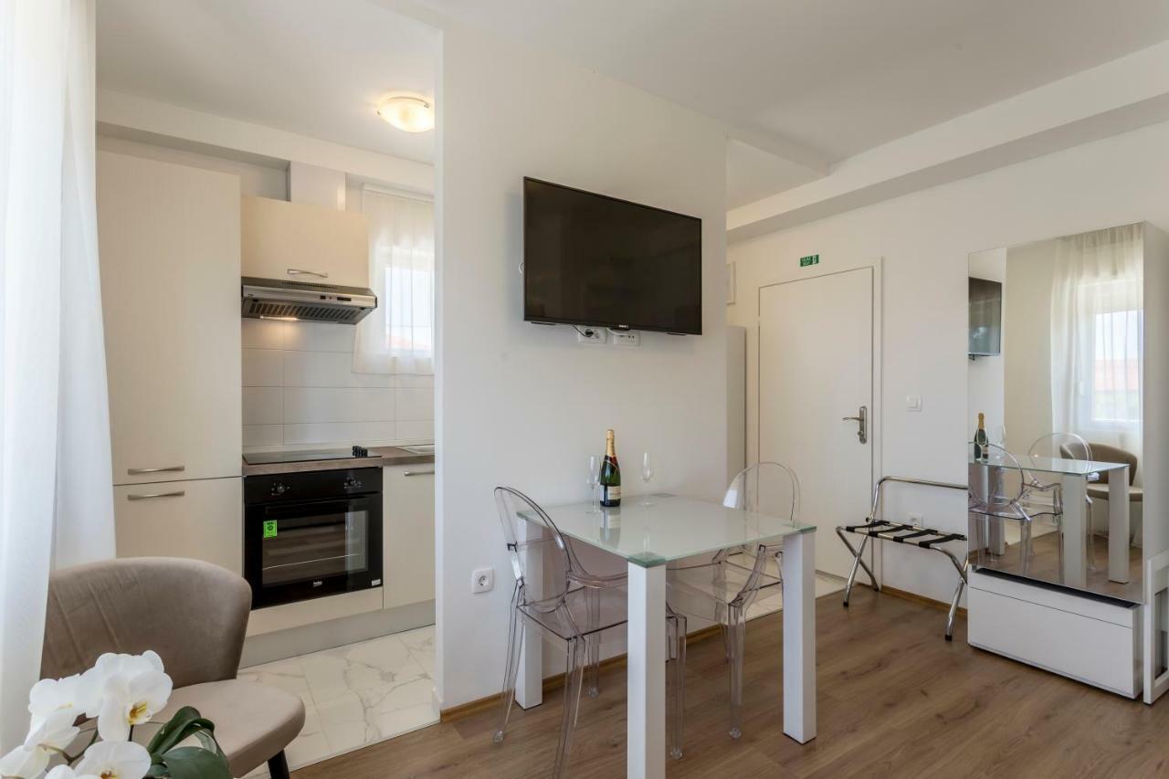 Mise Luxury Apartments Kaštela المظهر الخارجي الصورة