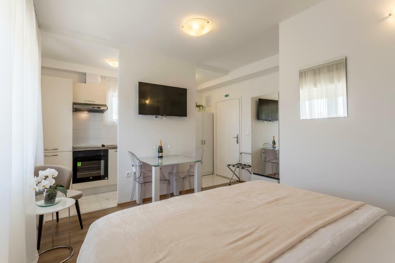 Mise Luxury Apartments Kaštela المظهر الخارجي الصورة